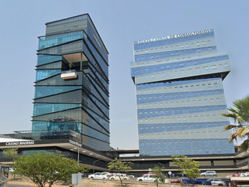 Consultorio Médico en Renta u Oficina | Momentum Centro Sur | 43 m²