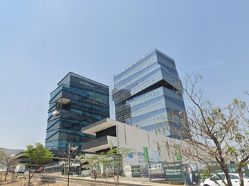 Consultorio Médico en Renta u Oficina | Momentum Centro Sur | 43 m²