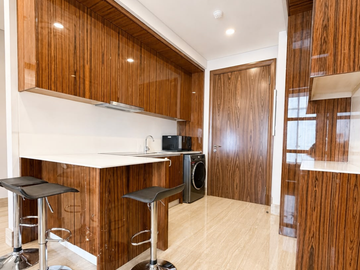 South Hills 2 Bedrooms Strategic Locations