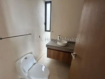Zire Departamento en Renta con Amenidades para Toda la Familia SGU112
