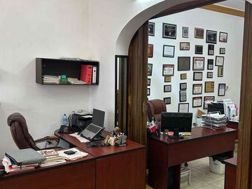 EDIFICIO DE OFICINAS