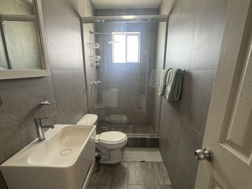 DEPARTAMENTO EN RENTA | PLANTA ALTA