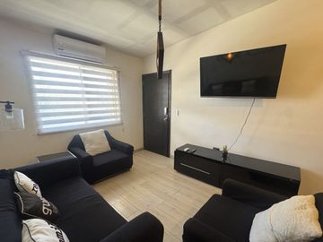 DEPARTAMENTO EN RENTA | PLANTA ALTA