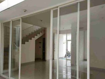 Jual Cepat Rumah 2Lt Minimalis Strategis Murah Nyaman di Griya Galaxy MERR Surabaya