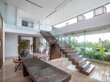 Departamento en Puerto Cancún, golf, club de playa, alberca común, en venta