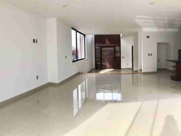 Lomas del Molino 2 Casa en Venta