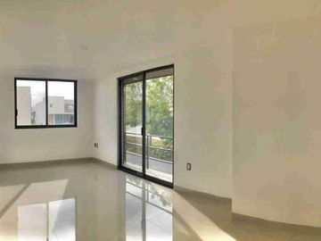Lomas del Molino 2 Casa en Venta