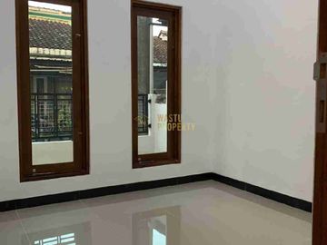 RUMAH BARU SIAP HUNI DEKAT ARTOS MALL MAGELANG