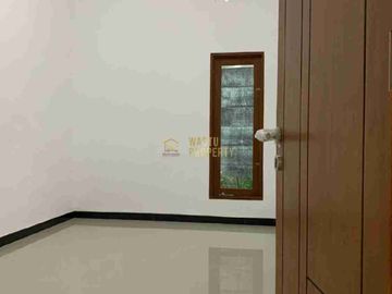 RUMAH BARU SIAP HUNI DEKAT ARTOS MALL MAGELANG