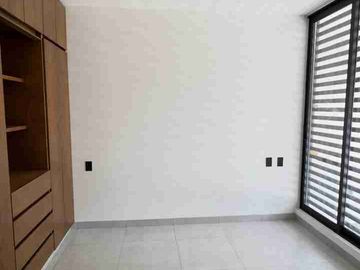 Casa en Venta de 4 habitaciones en Sierra Nogal 2
