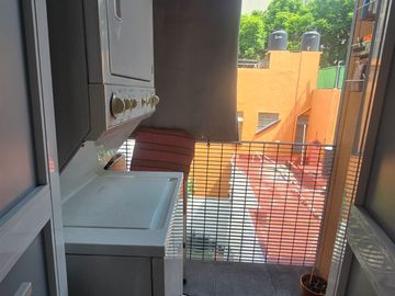 Departamento de 84 m2 en renta, balcon, seguridad en La Nápoles, Cdmx