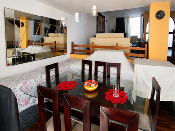 EXCLUSIVA CASA EN VENTA – URB. LOS PORTALES, CAYMA