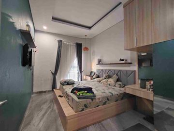 Rumah Kantor Siap Huni 3 Lt Lokasi Strategis Harga Ekonomis di Pamulang