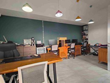 Rumah Kantor Siap Huni 3 Lt Lokasi Strategis Harga Ekonomis di Pamulang