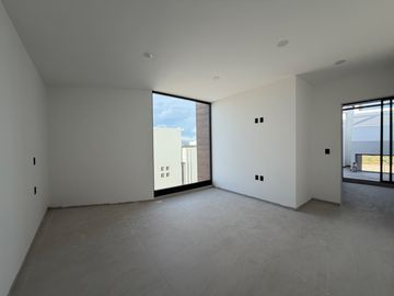 CASA EN VENTA EN PACHUCA EN ESQUINA, CON 6 RECÁMARAS, EQUIPADA, ROOF Y PERGOLA