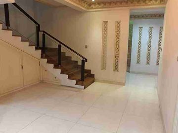 Rumah Luxury Eropa Klasik di Taman Palem Lestari Cengkareng dekat Green Sedayu Mall