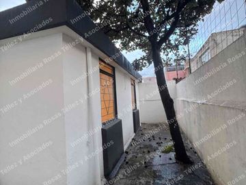 Casa de una planta en Renta a pie de calle Oficina o vivienda colonia La Hacienda, cerca de CU y 24 sur,Puebla