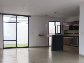 Casa en VENTA, Fracc. Lartesi