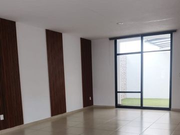 Casa en VENTA, Fracc. Lartesi