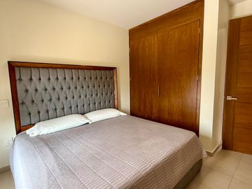 Renta Departamento Amueblado Frente a la Univa 3 rec