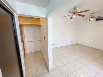 CASA EN VENTA EN PRADOS DE BUGAMBILIA, HERMOSILLO SONORA