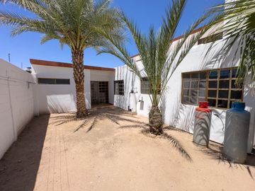CASA EN VENTA EN PRADOS DE BUGAMBILIA, HERMOSILLO SONORA