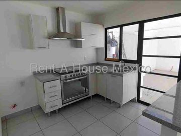 Renta Casa 3 Habitaciones con Amenidades Zakia APT