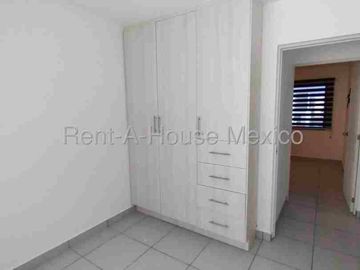 Renta Casa 3 Habitaciones con Amenidades Zakia APT