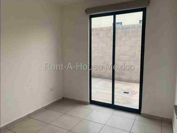 Renta Casa 3 Habitaciones con Amenidades Capital Sur APT