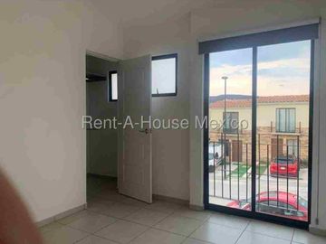 Renta Casa 3 Habitaciones con Amenidades Capital Sur APT