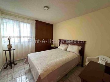 Renta Casa Amueblada 2 Habitaciones un piso Desarrollo San Pablo APT