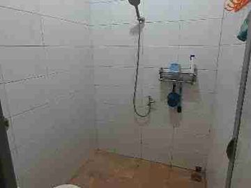 Dijual rumah 2 lantai di poris blok G jalan galaxy raya, tangerang.