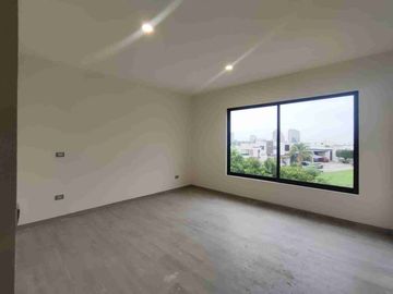 Casa de 4 habitaciones en Venta en Barranca del Refugio