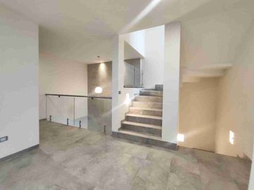 Casa de 4 habitaciones en Venta en Barranca del Refugio