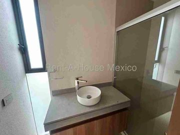Renta Departamento 2 Habitaciones con Amenidades Zire APT