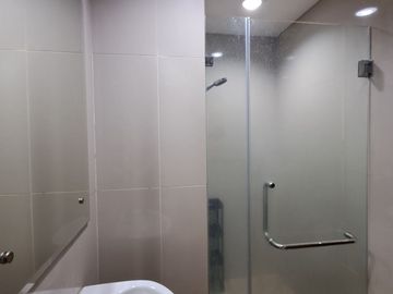 DIJUAL DAN DISEWAKAN CEPAT, APARTERMENT M TOWN SIGNATURE TOWER GALAXY DI GADING SERPONG.