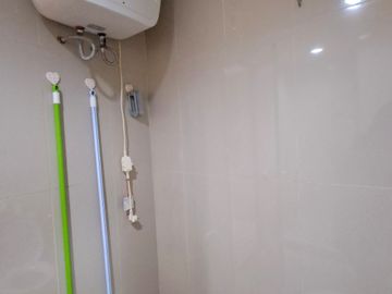DIJUAL DAN DISEWAKAN CEPAT, APARTERMENT M TOWN SIGNATURE TOWER GALAXY DI GADING SERPONG.