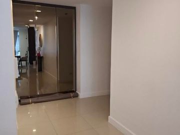 FOR LEASE | EAST GALLERY PLACE – BGC