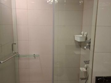 FOR LEASE | EAST GALLERY PLACE – BGC