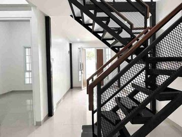 Rumah Ready stok di Tanah Baru Beji Depok