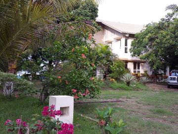 🌴✨ EXCLUSIVE BEACHFRONT VILLA FOR SALE — SEKOTONG, LOMBOK ✨🌴