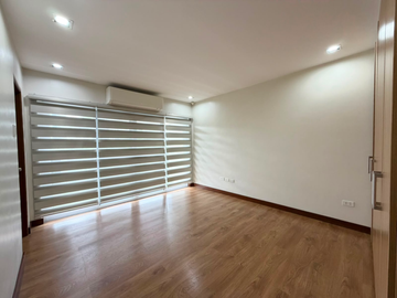 4BR with 3CG Townhouse FOR LEASE in  Heroes Hill Place, Brgy. Sta. Cruz, Quezon City