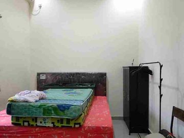 Di sewakan rumah cluster Barleria gading Serpong Tangerang Selatan