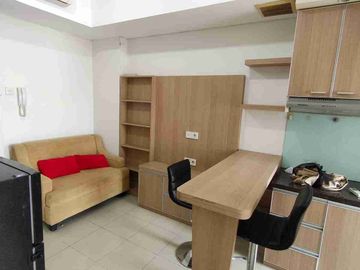 di sewakan apartemen green lake Sunter tipe 2 bedroom semi  furnish