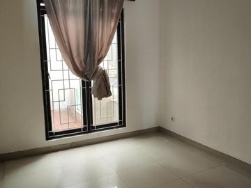 Dijual Cepat Rumah Modern Minimalis 2Lantai Di Perumahan Greenland Tidar Kota Malang