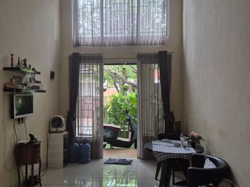 Rumah Cantik, siap huni, Luas tanah 90, Bgn 65, 2kt 1kp, 1km 1kmp, di Kemang Pratama 5, Bekasi