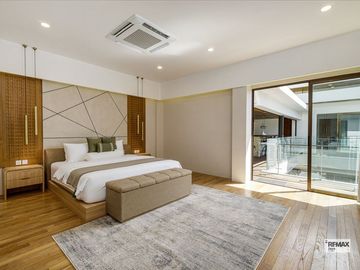 Premium 3-Bedroom Villa For Sale In Prime Seminyak Area