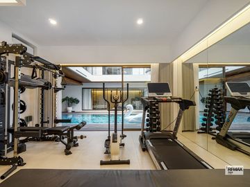 Premium 3-Bedroom Villa For Sale In Prime Seminyak Area