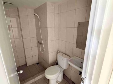 Dijual Cepat Apartemen 2BR SHMS The Springlake Summarecon Bekasi
