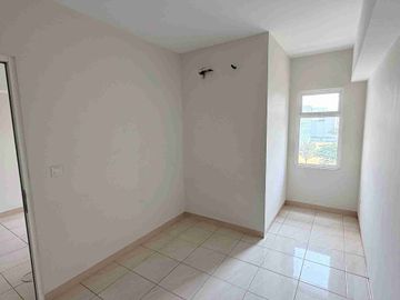 Dijual Cepat Apartemen 2BR SHMS The Springlake Summarecon Bekasi